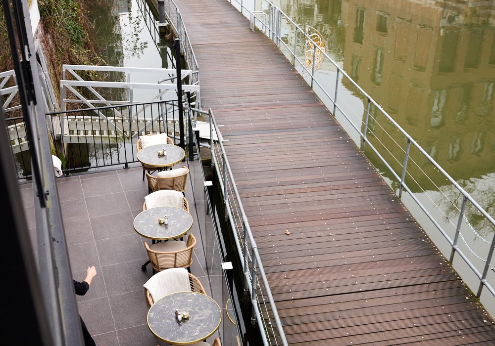 Slider gallery image